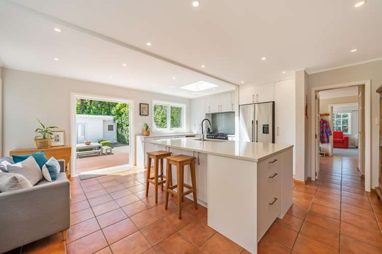 8 Saint Andrews Grove Boulcott_7