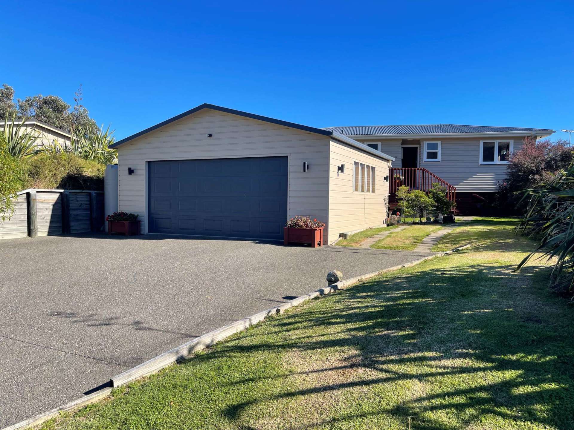 26 Ashwell Drive Port Waikato_0
