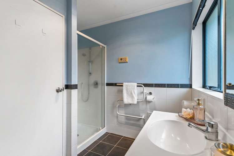 44 Blackwood Drive Wattle Downs_14