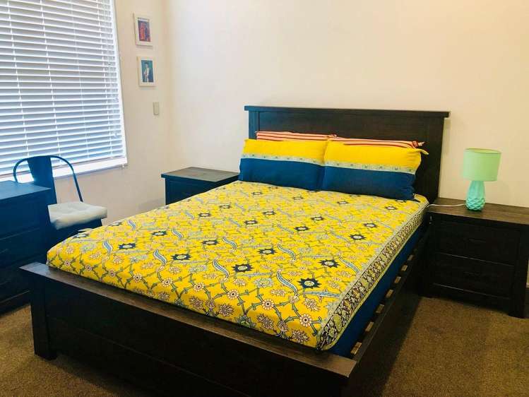 49 Saddleback Grove Karori_5