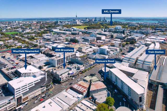 2A/255 Broadway Newmarket_1