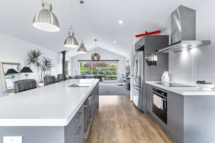 76 Pohutukawa Drive_2