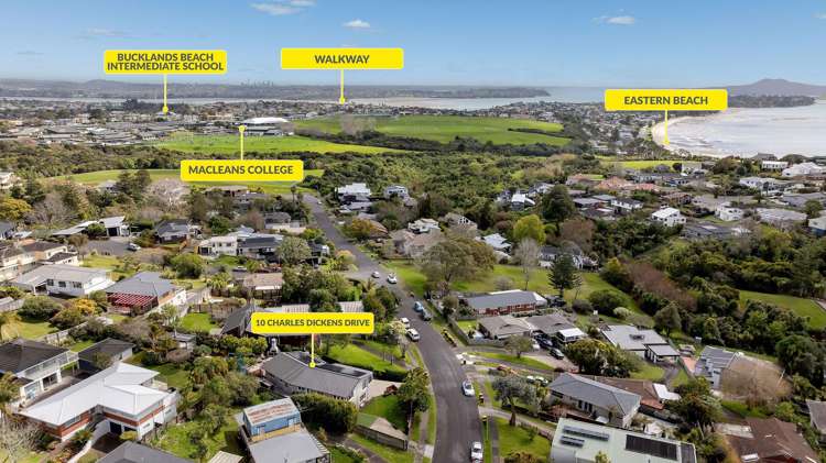 10 Charles Dickens Drive Mellons Bay_30