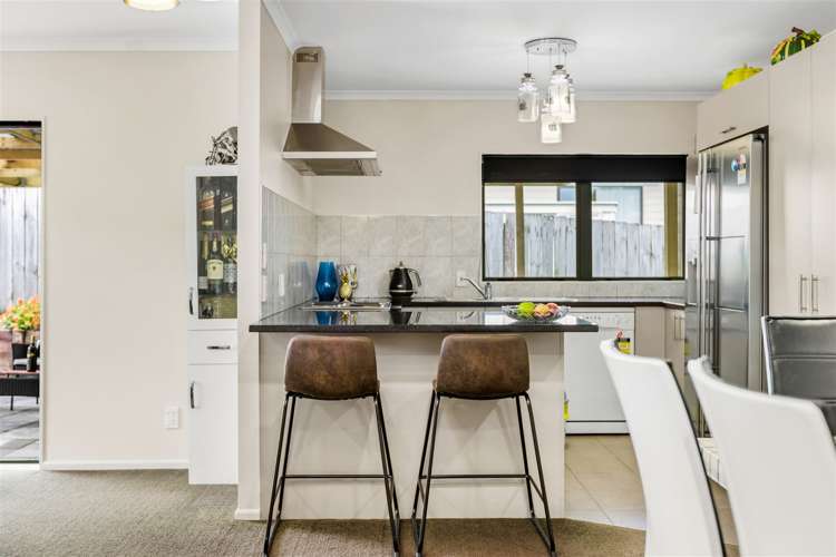 22 Gordon Stanley Drive Massey_8