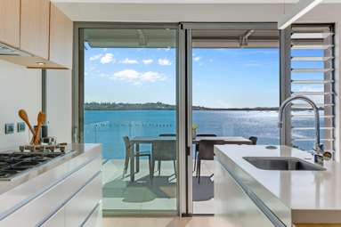 2/42 Bramley Drive_4