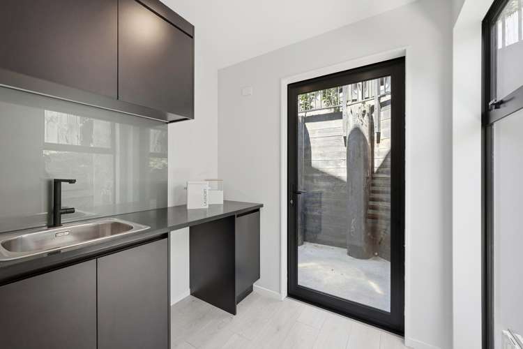 111D Woodglen Road Glen Eden_14