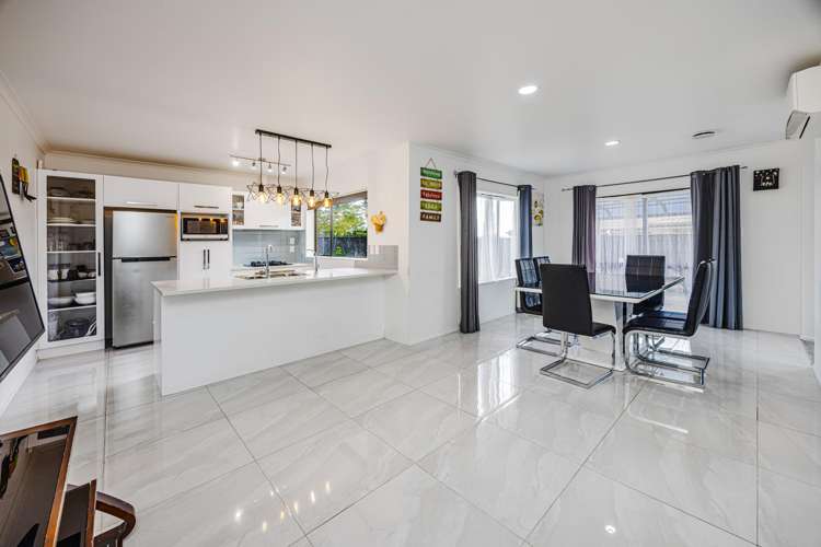 242 Mahia Road Weymouth_4