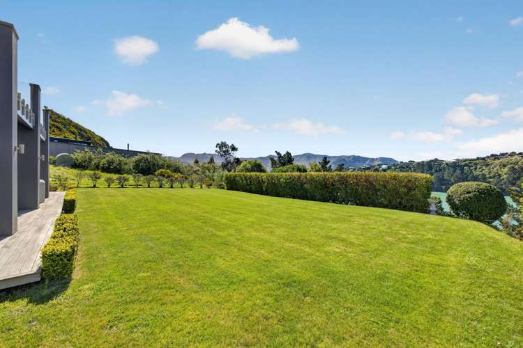 11 Kaioruru Lane Charteris Bay_38