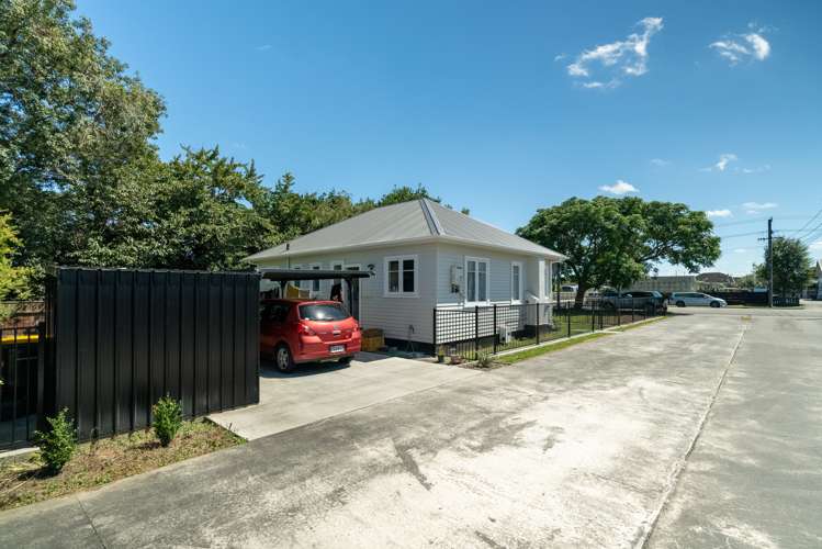 75 Queen Street West Levin_15