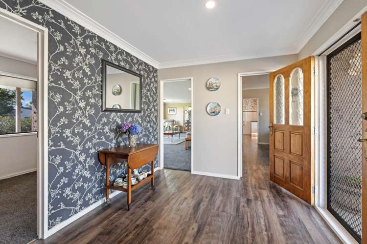 66 Saint Annes Crescent Wattle Downs_6