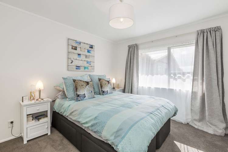 2/10 Corrella Road Belmont_8