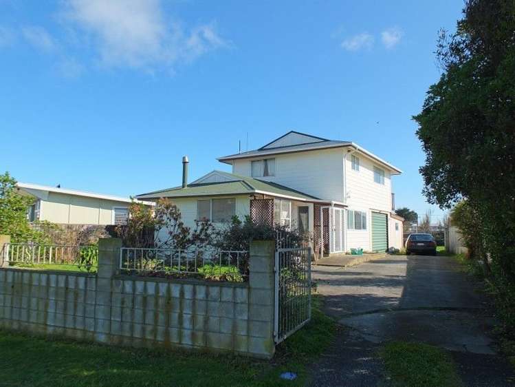 15 Andresen Street Foxton Beach_5