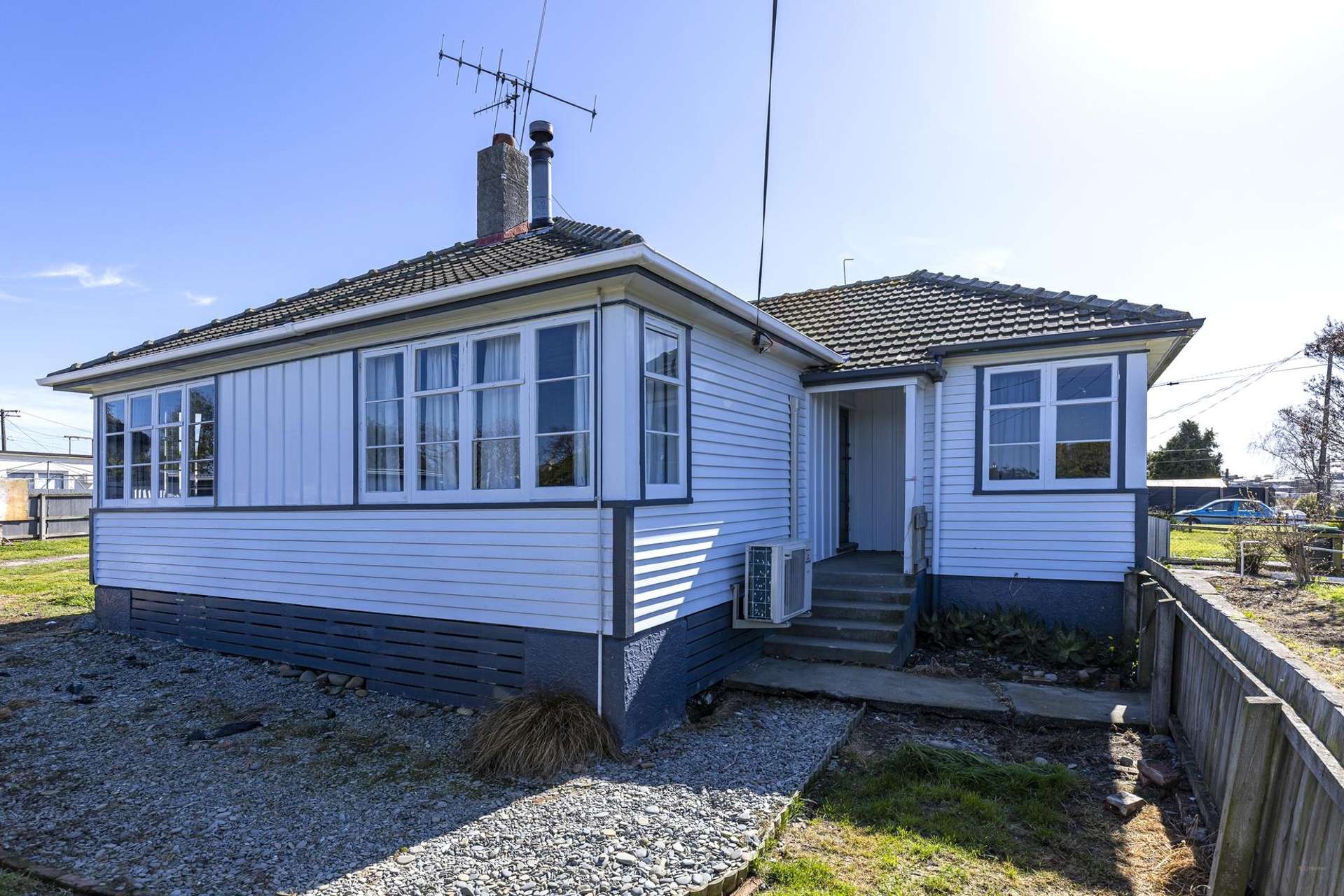 18 Bouverie Street Waimataitai_0