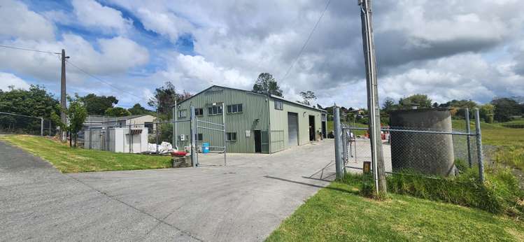 121 Centennial Park Road_0