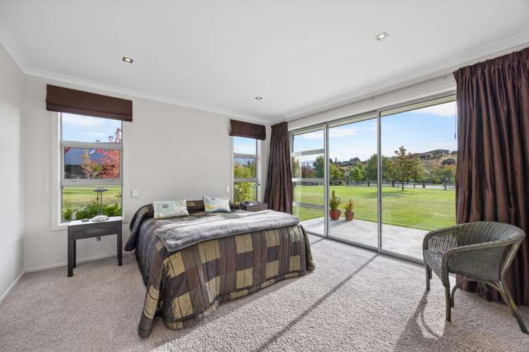 8 Hidden Hills Drive Wanaka_13