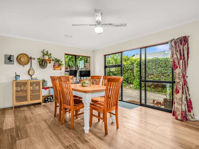 7 Downer Street Helensville_3