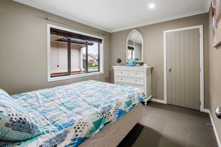 58 Palliser Drive Huntington_18