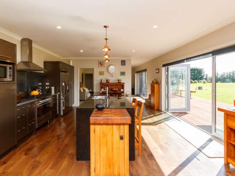 35 Tutakarae Road Kelvin Grove_1