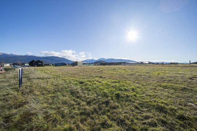 33 Ralph Moir Drive Te Anau_1