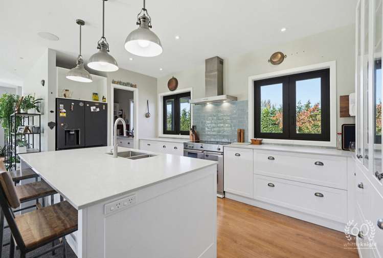 1055 Browns Road_2