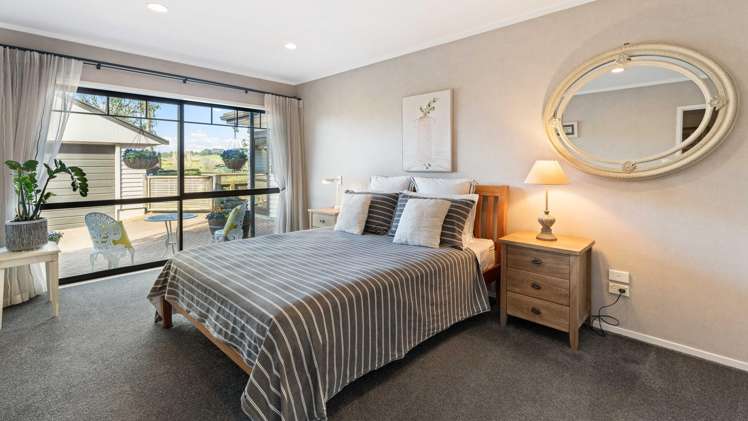 554 Kingseat Road Patumahoe_21