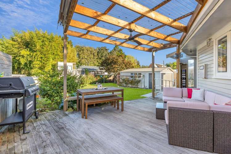 40 Southsea Crescent Silverdale_15