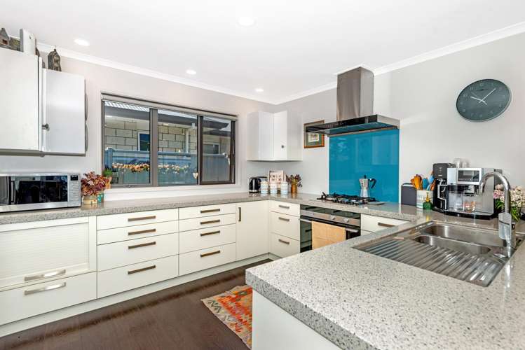 50 Sterling Park Lytton West_6