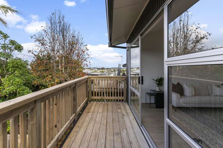 2/108 East Coast Road Forrest Hill_12