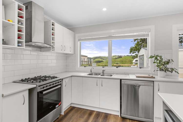 36 Joseph Street Pukemiro_7