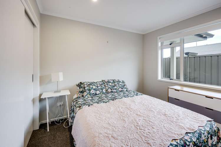 412 Nottingley Road Frimley_8