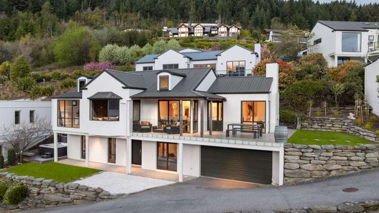 56C Kerry Drive Queenstown_1