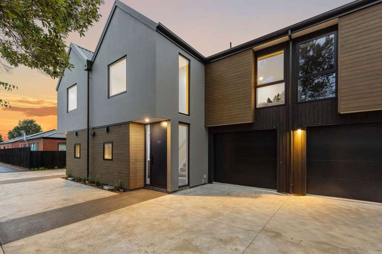 2/25 Alexandra Street_0