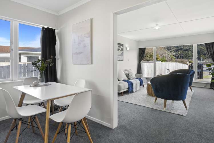 14 Wetherby Grove Wainuiomata_6