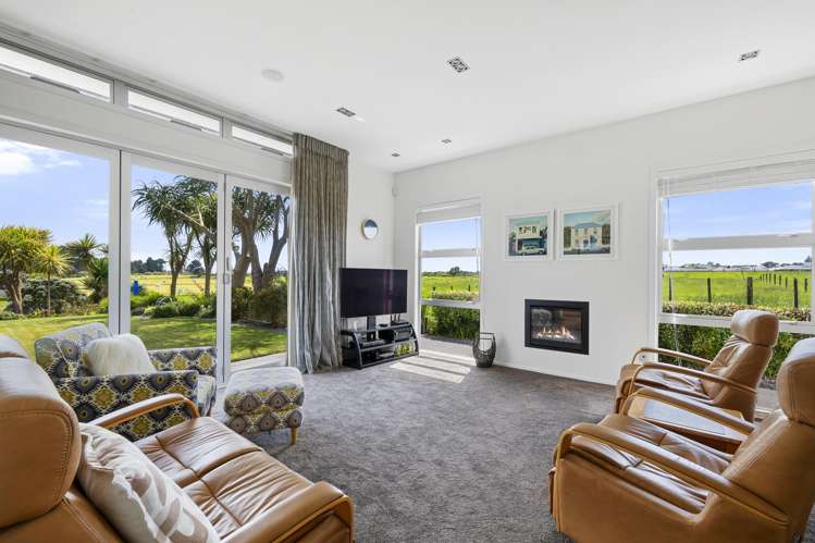 12 Sampson Avenue Waiwhakaiho_9