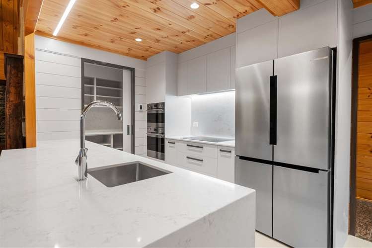 20 Tupara Crescent Kawaha Point_9