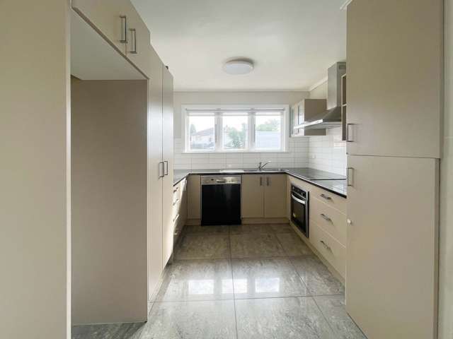 24 Sutton Crescent Papakura_1