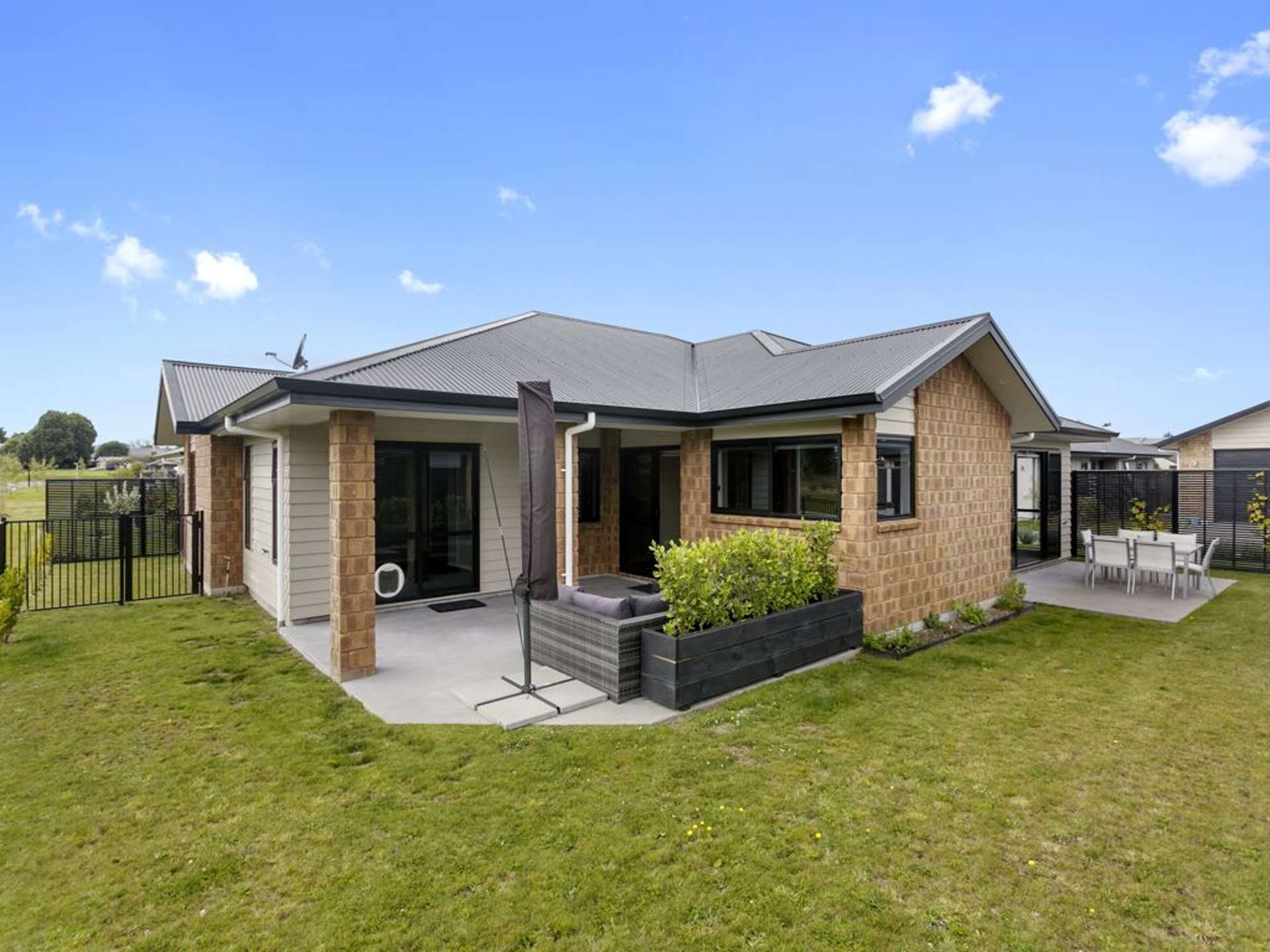 13 Maison Way Rangatira Park_0