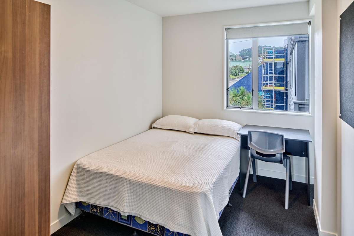 2J/242 Taranaki Street_2