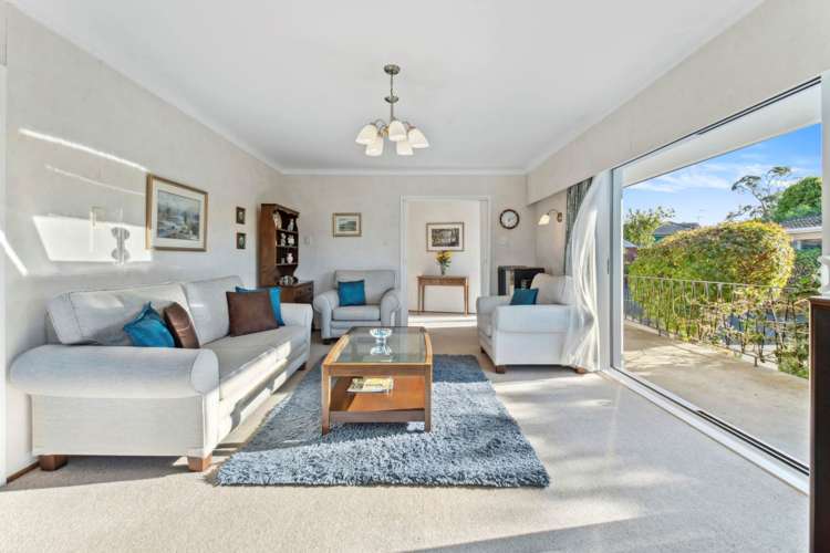 16 Imatra Place Sunnyhills_7