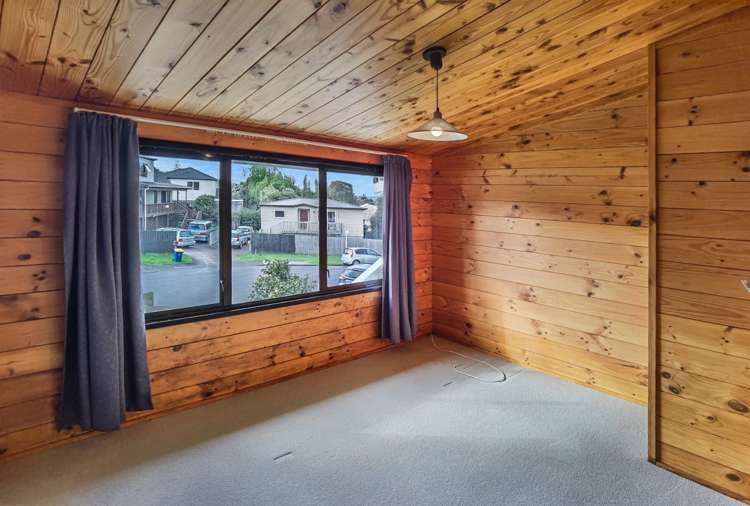 8 Metric Place Te Atatu South_6