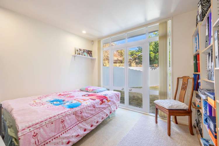 29 Claude Road Epsom_8