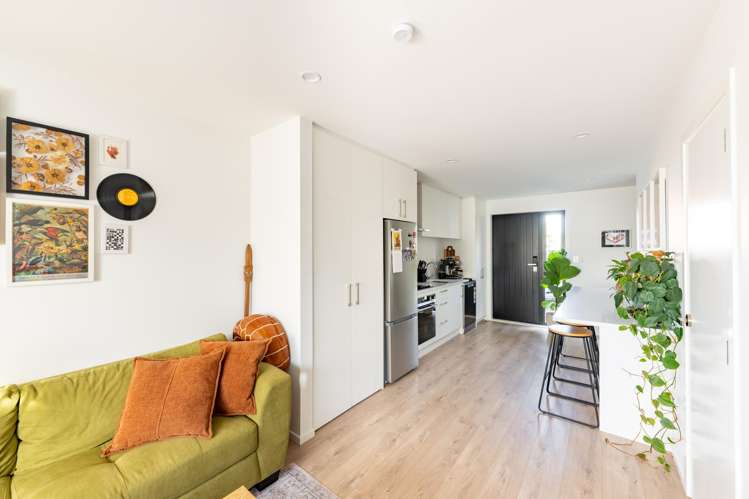 4/2 Riversdale Road Avondale_5
