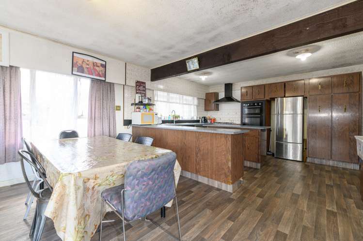 3362 Great North Road Glen Eden_12