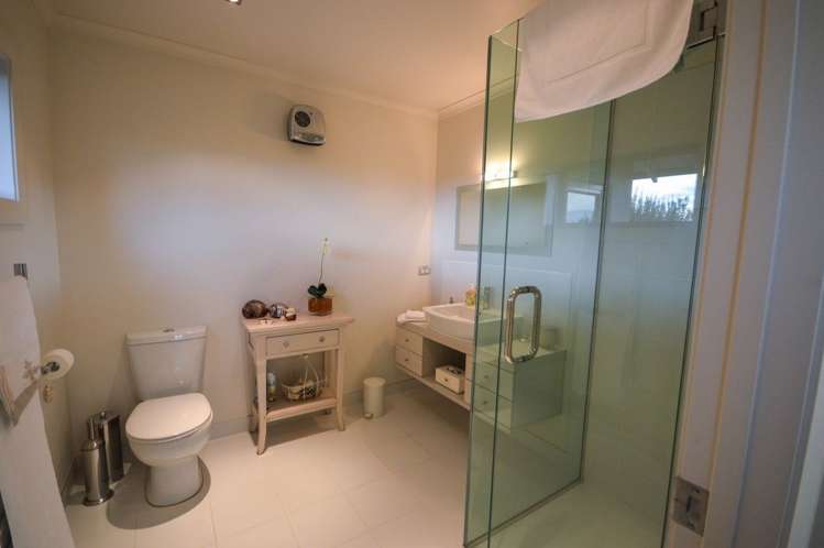 327 Pages Road Gleniti_17