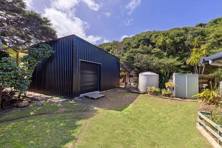 1574 Whaanga Road Raglan_11