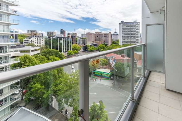 924/430 Queen Street Auckland Central_2