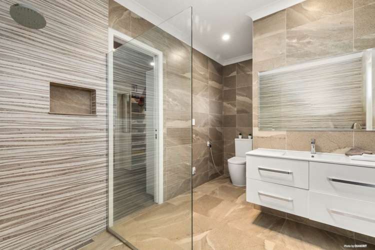 1115 Glenbrook Road Glenbrook_13