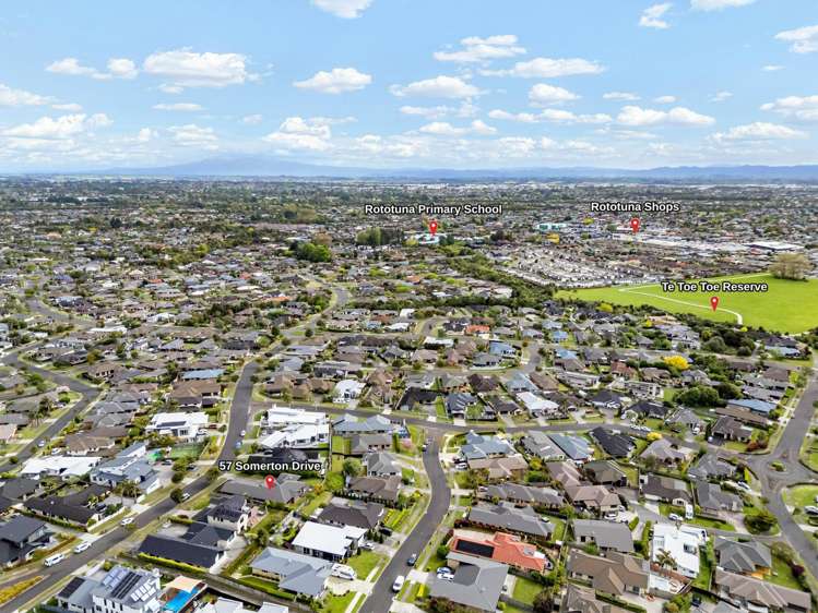 57 Somerton Drive Huntington_22