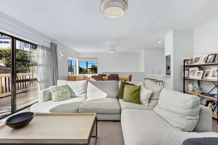 54b Polkinghorne Drive Manly_5