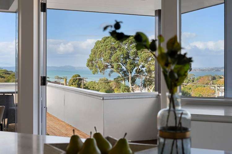 2/9 Colmar Road Mellons Bay_28